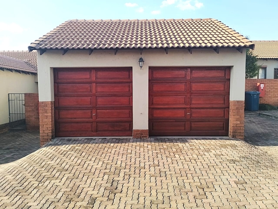 2 Bedroom Property for Sale in Rietvlei Ridge Country Estate Gauteng