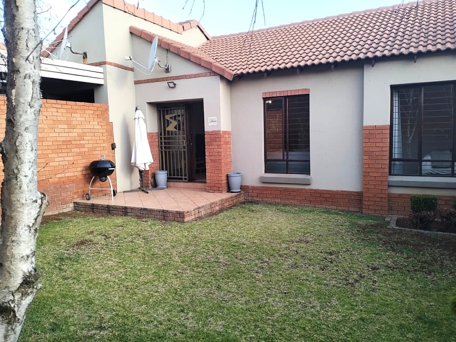 2 Bedroom Property for Sale in Rietvlei Ridge Country Estate Gauteng