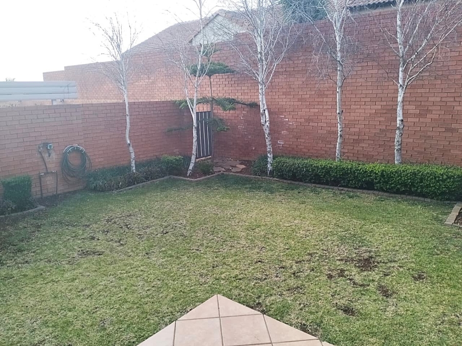 2 Bedroom Property for Sale in Rietvlei Ridge Country Estate Gauteng