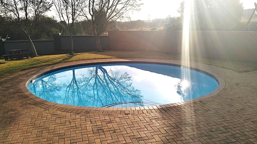 2 Bedroom Property for Sale in Rietvlei Ridge Country Estate Gauteng