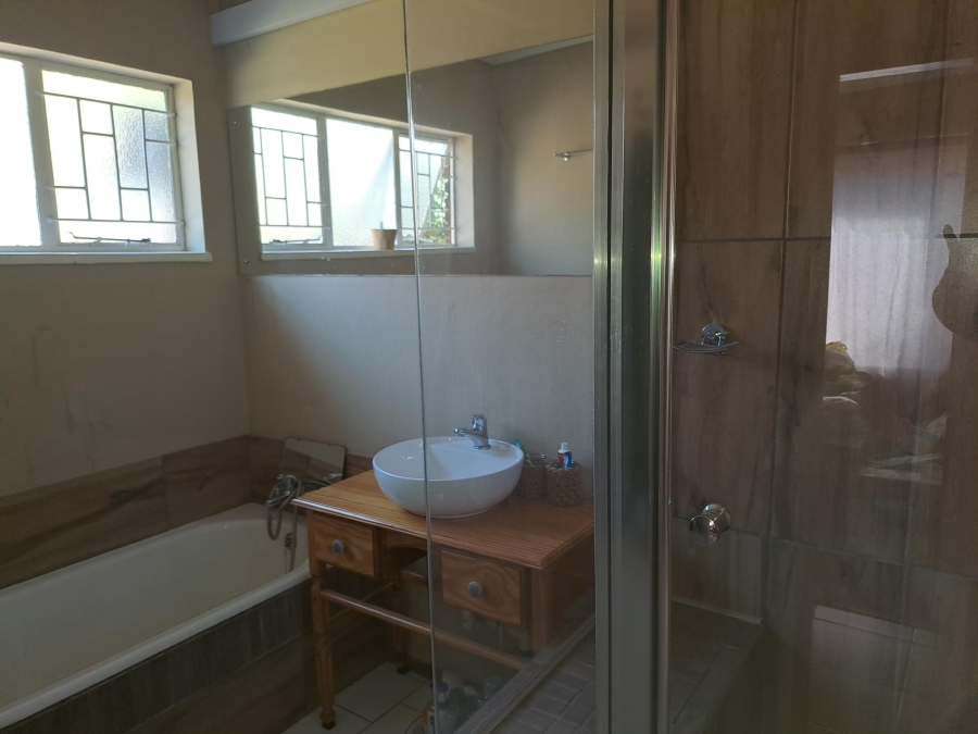4 Bedroom Property for Sale in Rensburg Gauteng