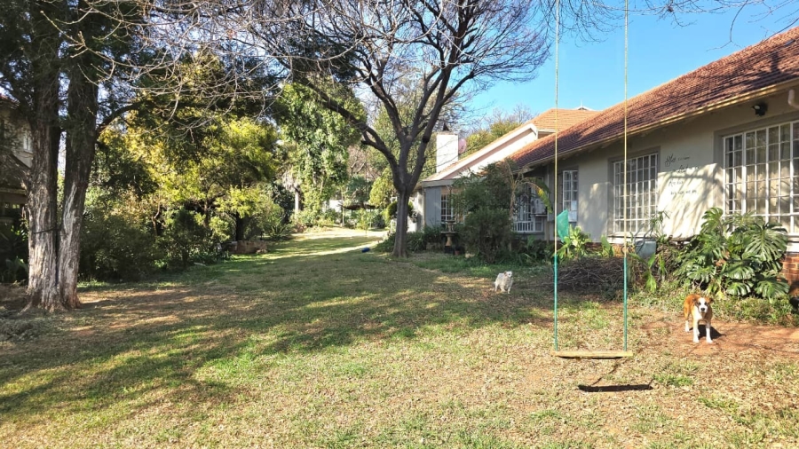 5 Bedroom Property for Sale in Eldoraigne Gauteng
