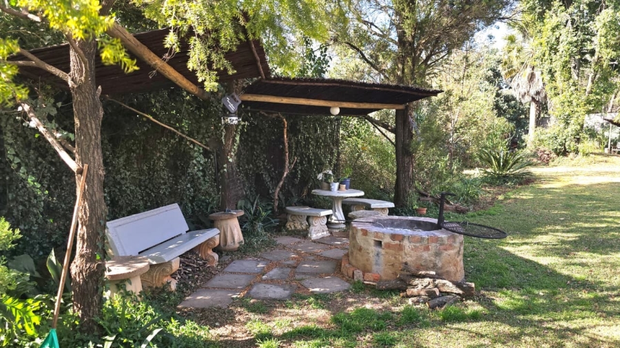 5 Bedroom Property for Sale in Eldoraigne Gauteng
