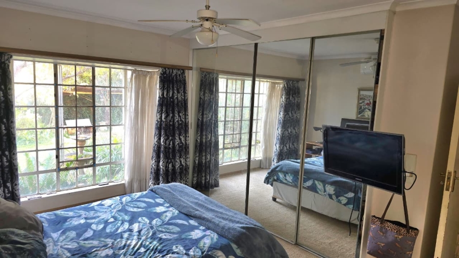 5 Bedroom Property for Sale in Eldoraigne Gauteng