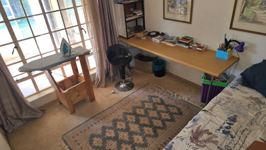 5 Bedroom Property for Sale in Eldoraigne Gauteng