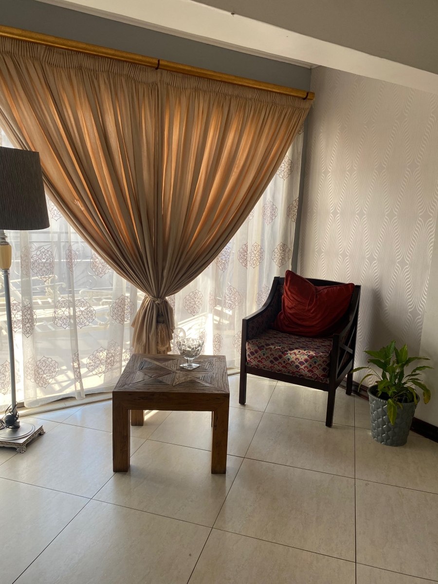 4 Bedroom Property for Sale in Helderwyk Gauteng