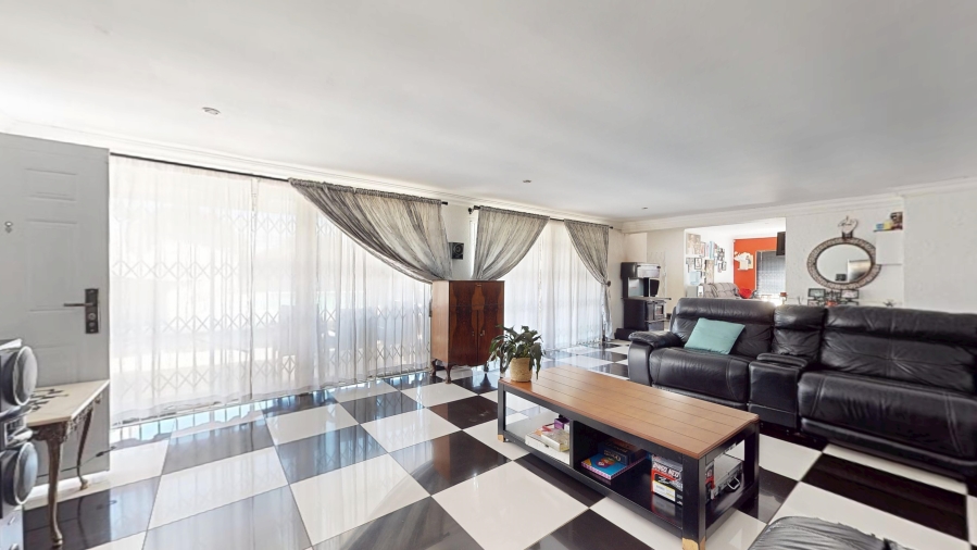 4 Bedroom Property for Sale in Witfield Gauteng