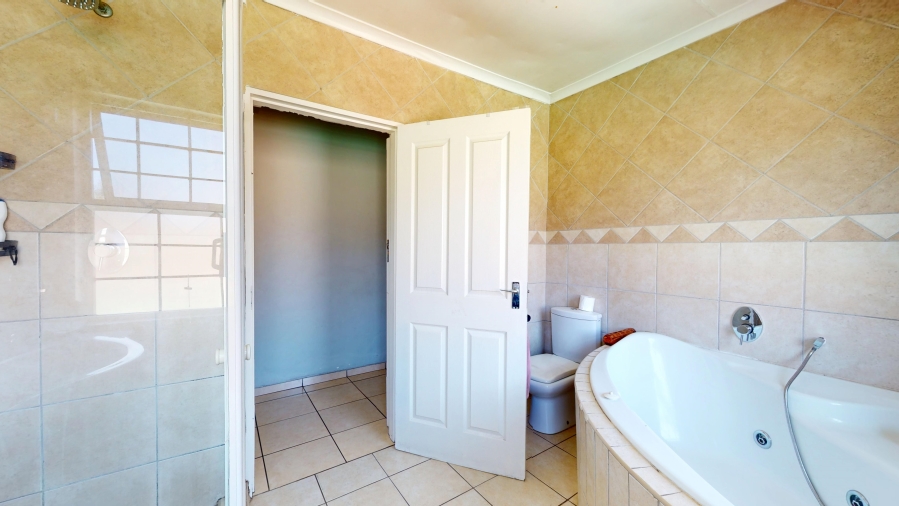 4 Bedroom Property for Sale in Witfield Gauteng