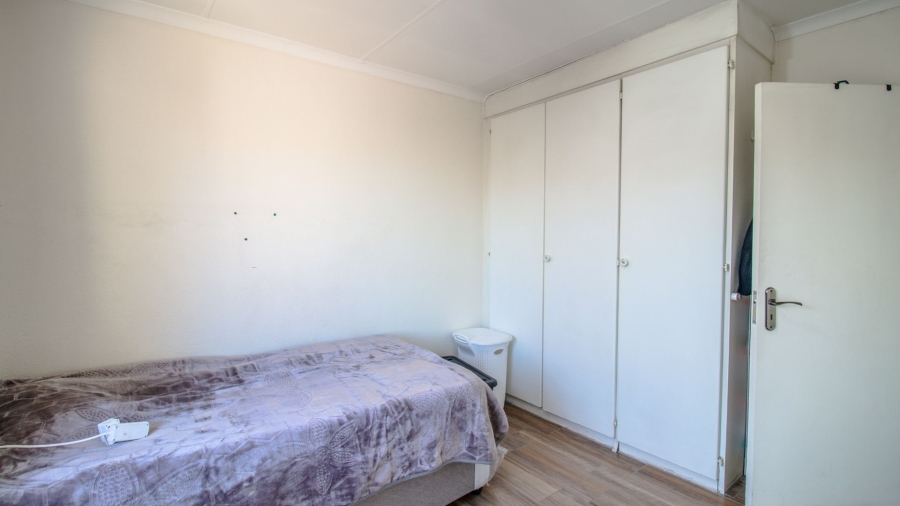 2 Bedroom Property for Sale in Vorna Valley Gauteng