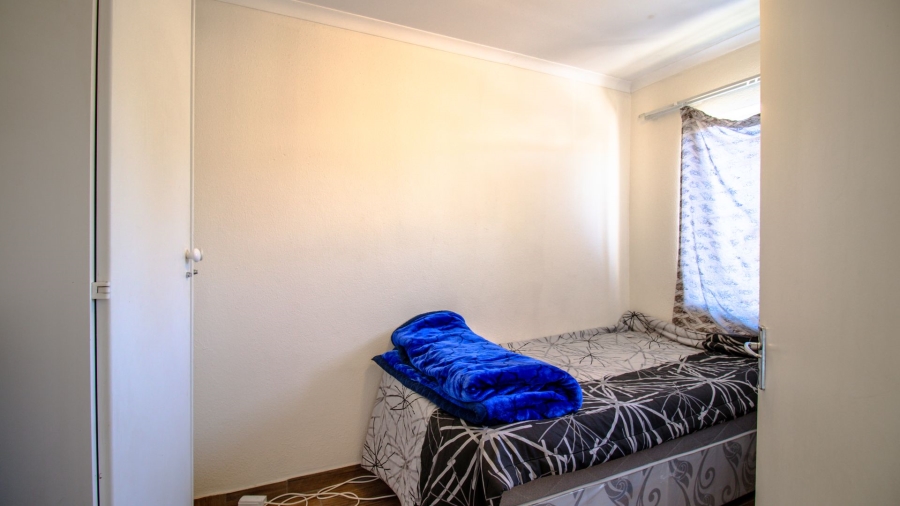2 Bedroom Property for Sale in Vorna Valley Gauteng