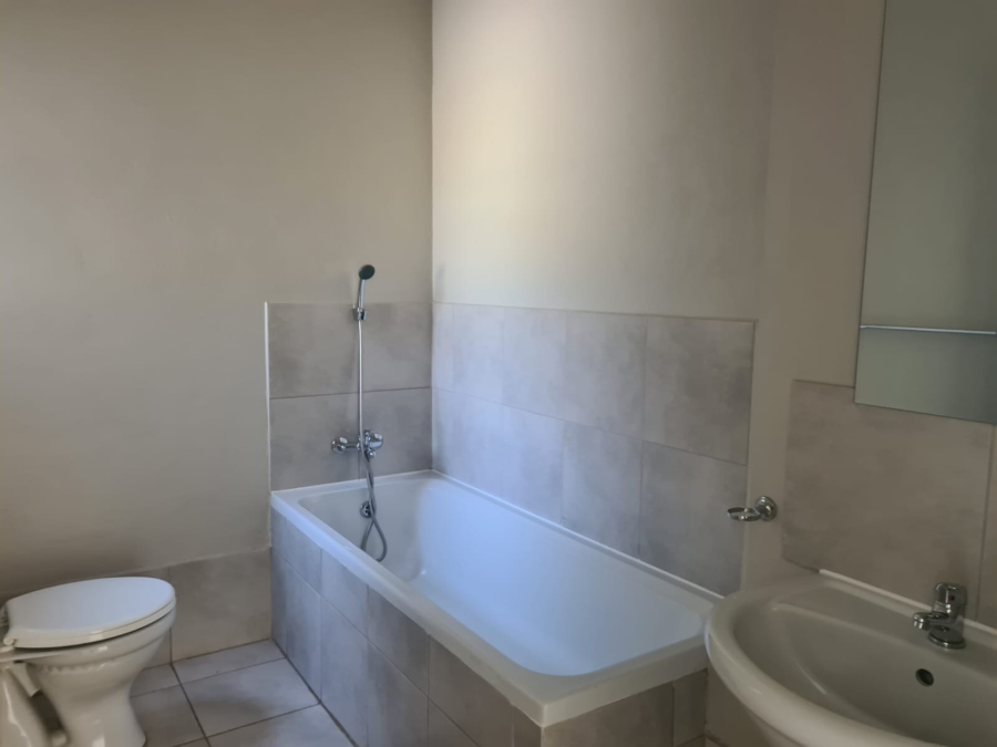 2 Bedroom Property for Sale in Brentwood Park Gauteng