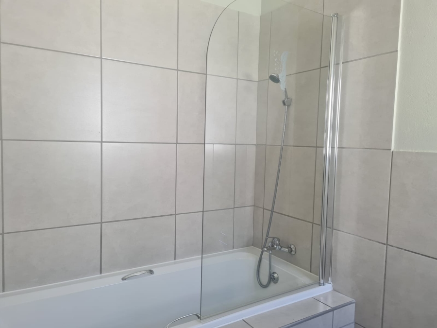 2 Bedroom Property for Sale in Brentwood Gauteng