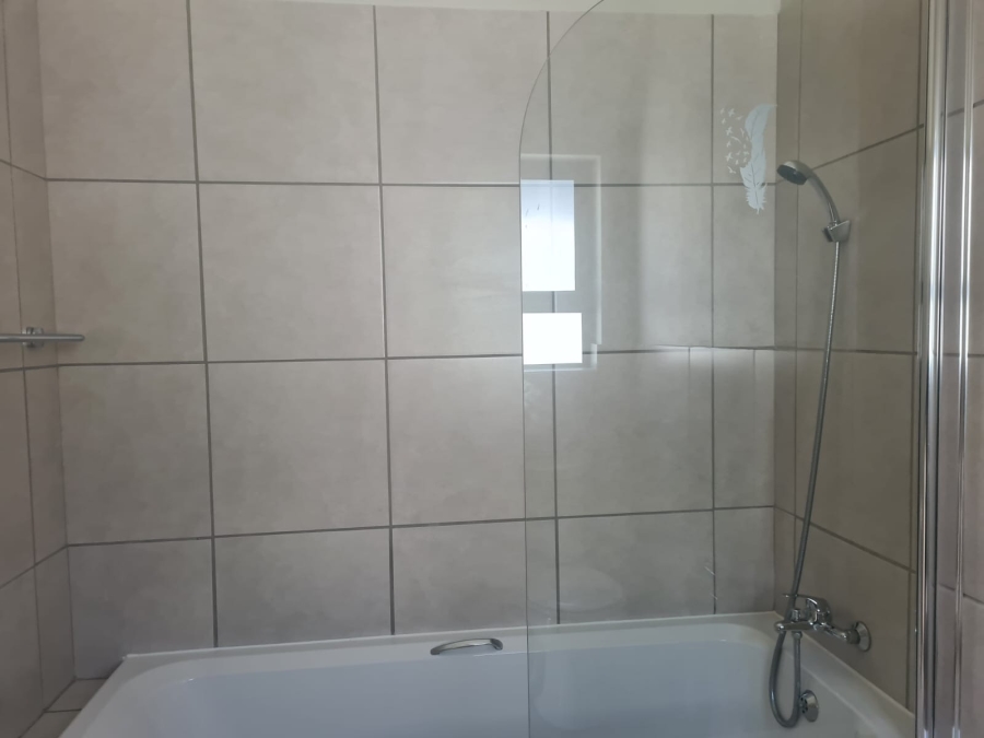 2 Bedroom Property for Sale in Brentwood Gauteng