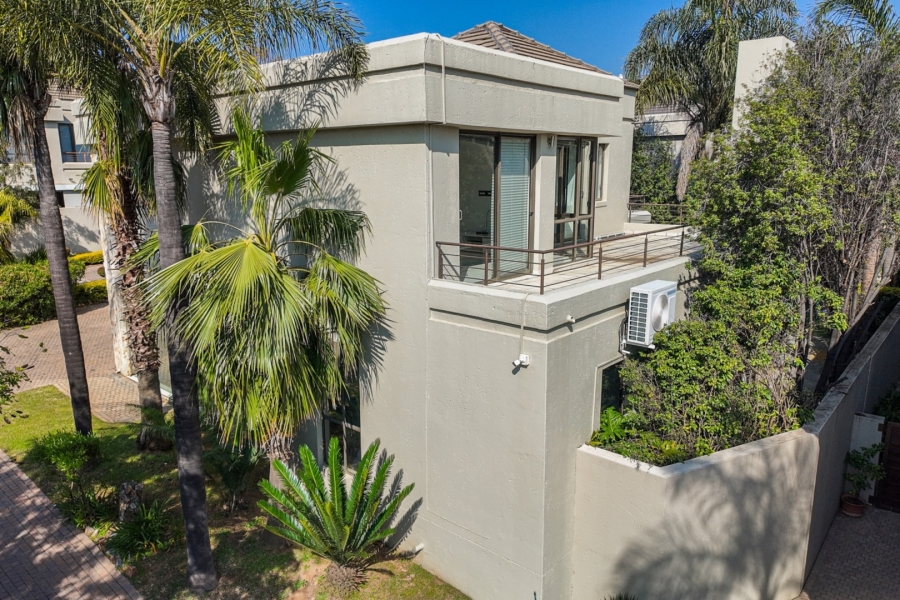 To Let 3 Bedroom Property for Rent in Sandown Gauteng
