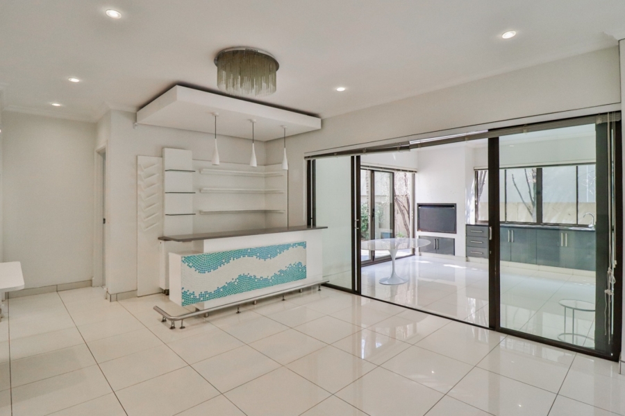 To Let 3 Bedroom Property for Rent in Sandown Gauteng