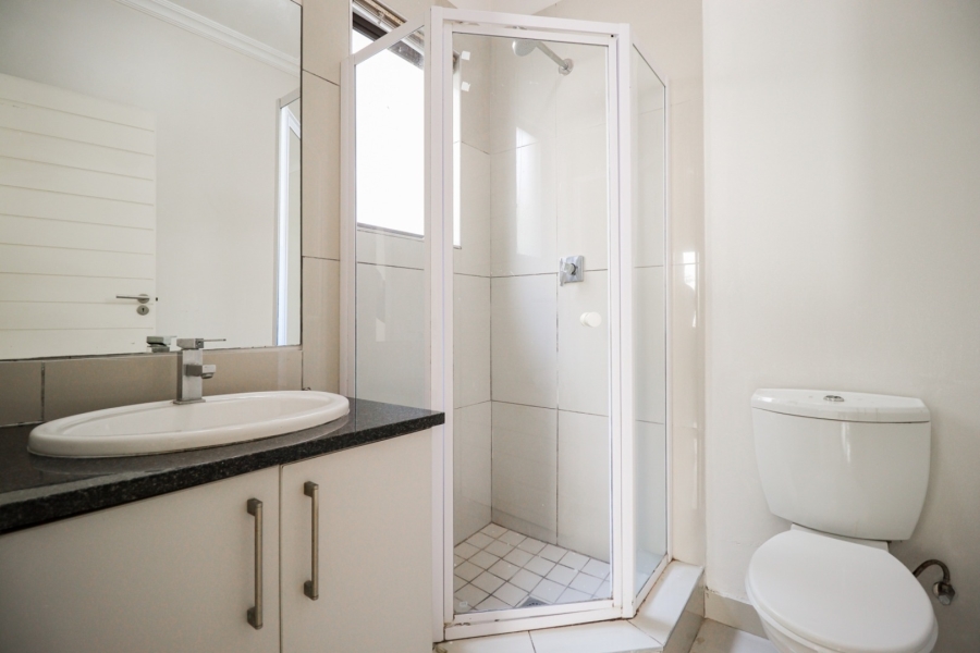 To Let 3 Bedroom Property for Rent in Sandown Gauteng