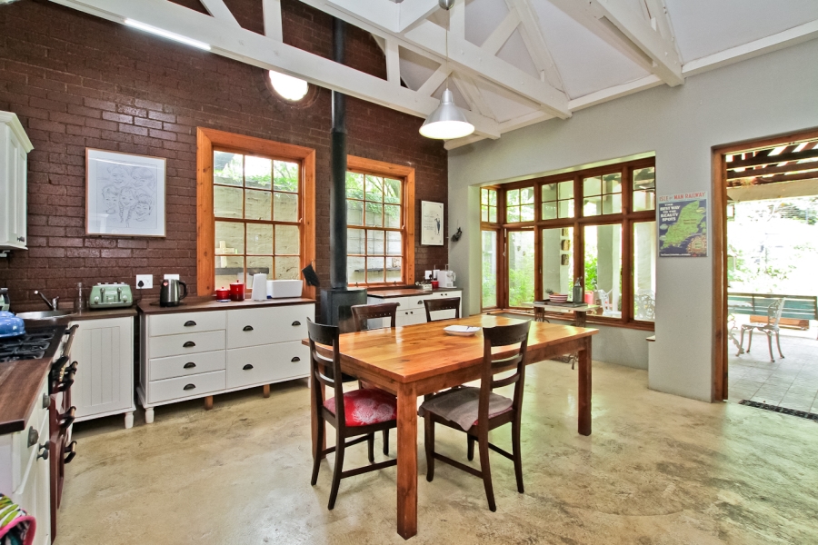 4 Bedroom Property for Sale in Birdhaven Gauteng