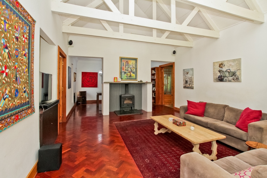 4 Bedroom Property for Sale in Birdhaven Gauteng