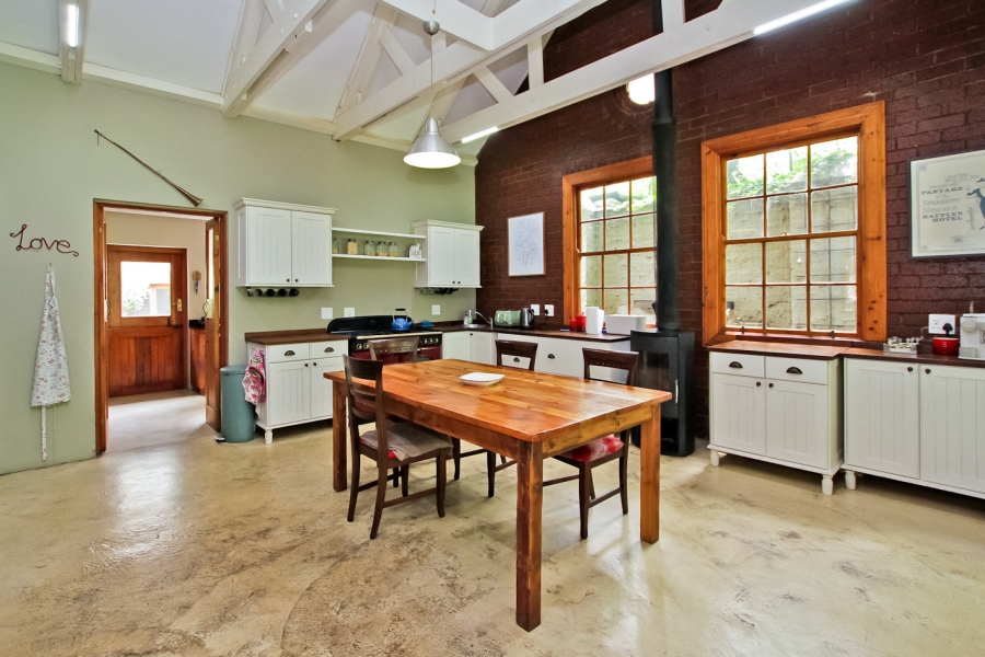 4 Bedroom Property for Sale in Birdhaven Gauteng