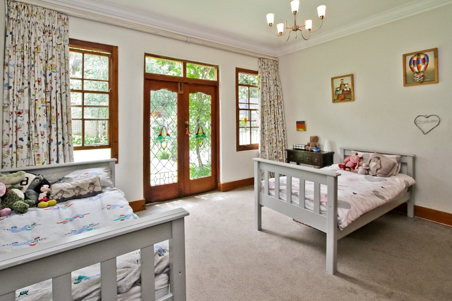 4 Bedroom Property for Sale in Birdhaven Gauteng