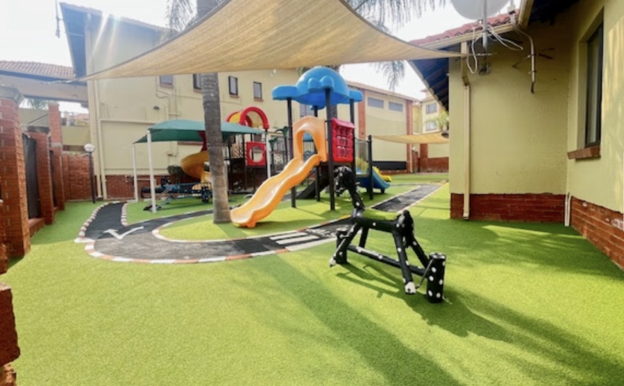 2 Bedroom Property for Sale in Sunninghill Gauteng