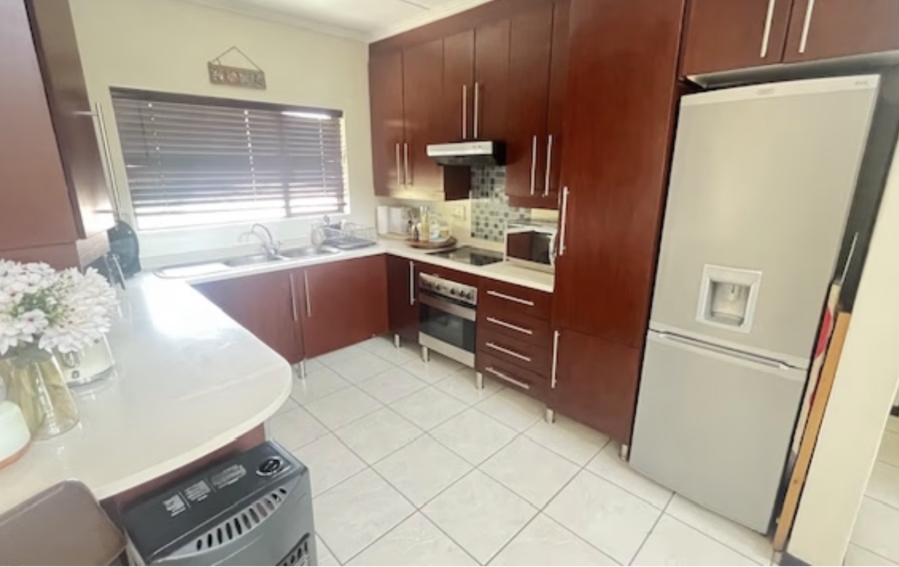 2 Bedroom Property for Sale in Sunninghill Gauteng