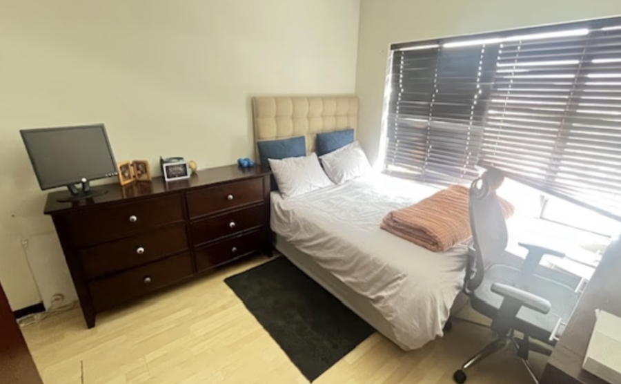 2 Bedroom Property for Sale in Sunninghill Gauteng