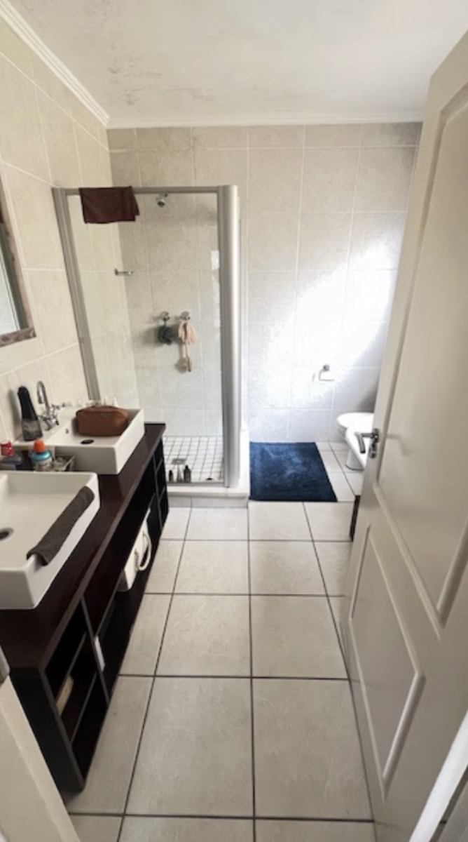 2 Bedroom Property for Sale in Sunninghill Gauteng