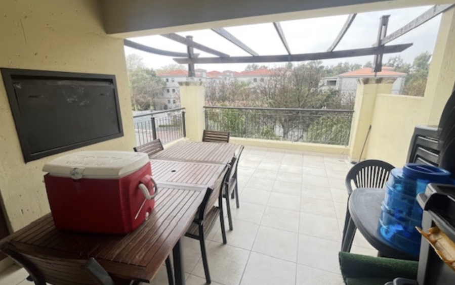 2 Bedroom Property for Sale in Sunninghill Gauteng