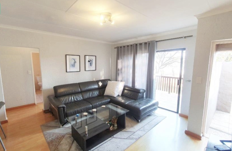 2 Bedroom Property for Sale in Buccleuch Gauteng