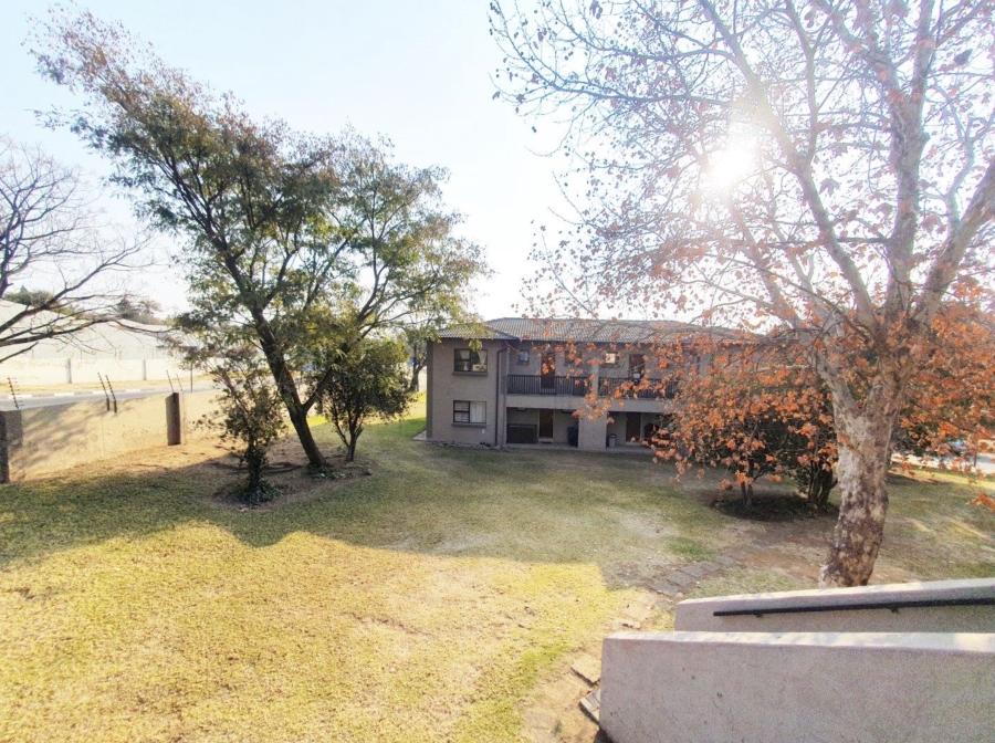 2 Bedroom Property for Sale in Buccleuch Gauteng