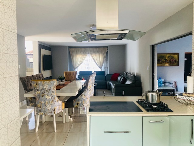 5 Bedroom Property for Sale in Brakpan North Gauteng