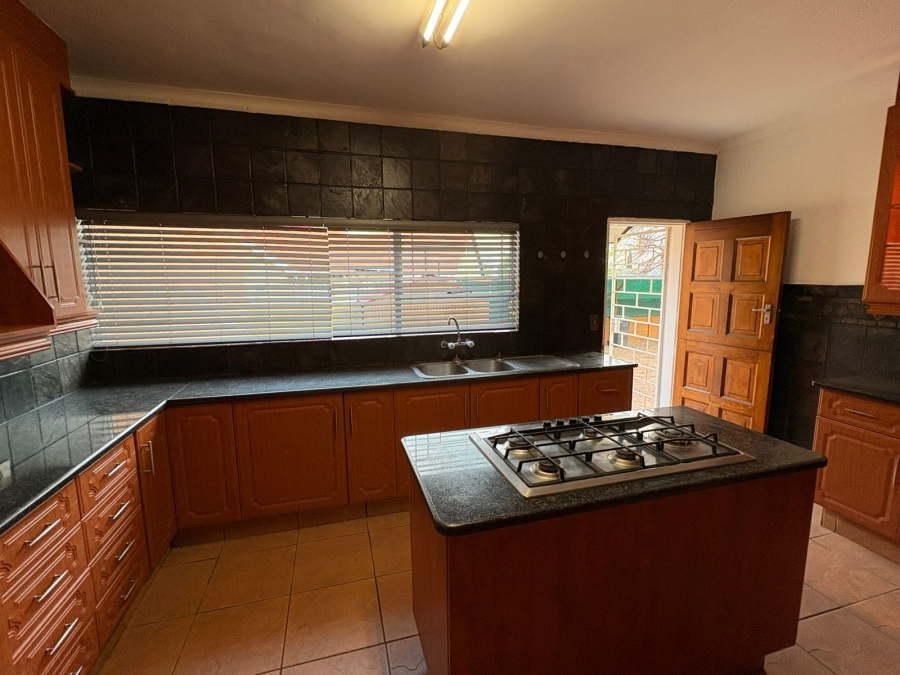 4 Bedroom Property for Sale in Dalpark Gauteng