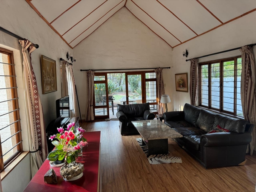 4 Bedroom Property for Sale in Val de Grace Gauteng