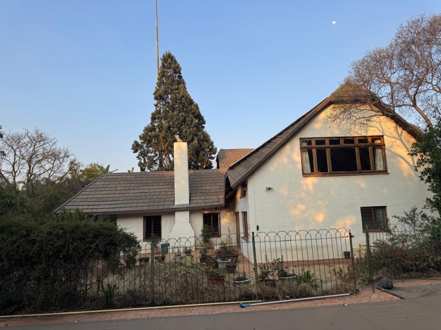 4 Bedroom Property for Sale in Val de Grace Gauteng