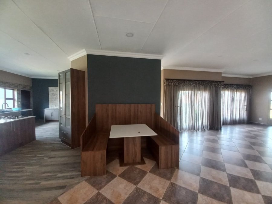 3 Bedroom Property for Sale in Sonneveld Gauteng