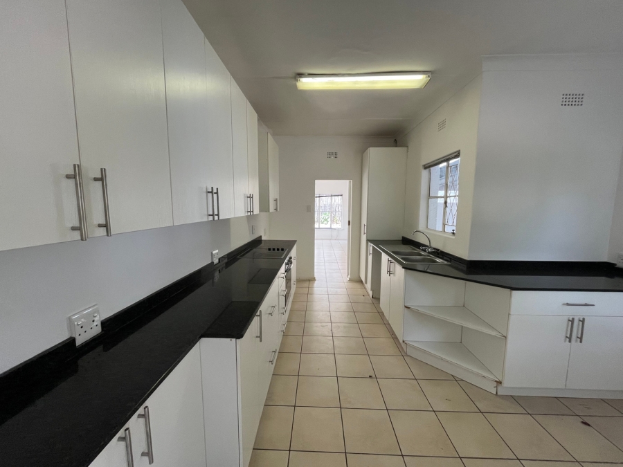 To Let 3 Bedroom Property for Rent in Parkmore Gauteng