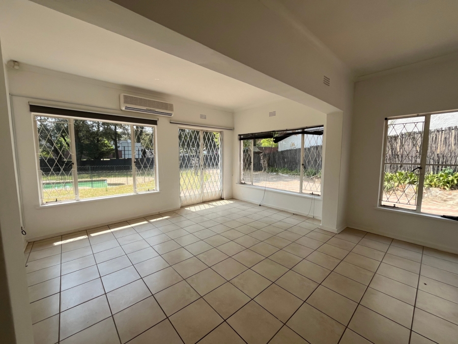 To Let 3 Bedroom Property for Rent in Parkmore Gauteng