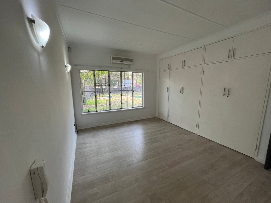 To Let 3 Bedroom Property for Rent in Parkmore Gauteng