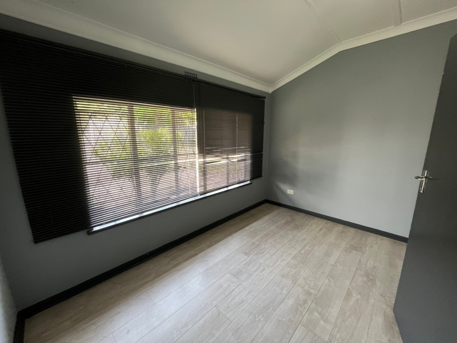 To Let 3 Bedroom Property for Rent in Parkmore Gauteng