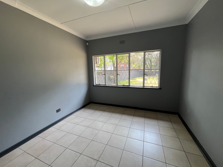To Let 3 Bedroom Property for Rent in Parkmore Gauteng