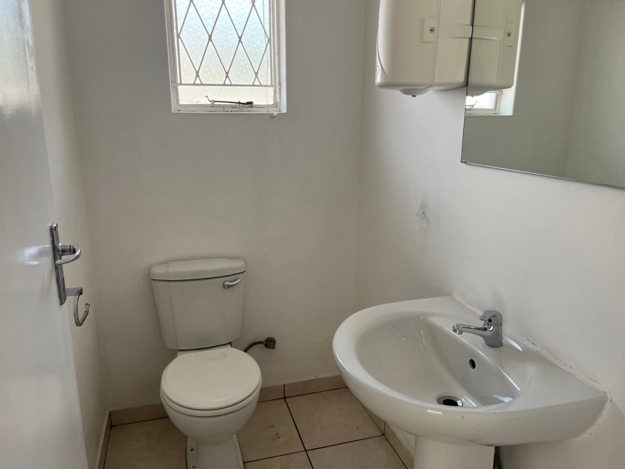 To Let 3 Bedroom Property for Rent in Parkmore Gauteng