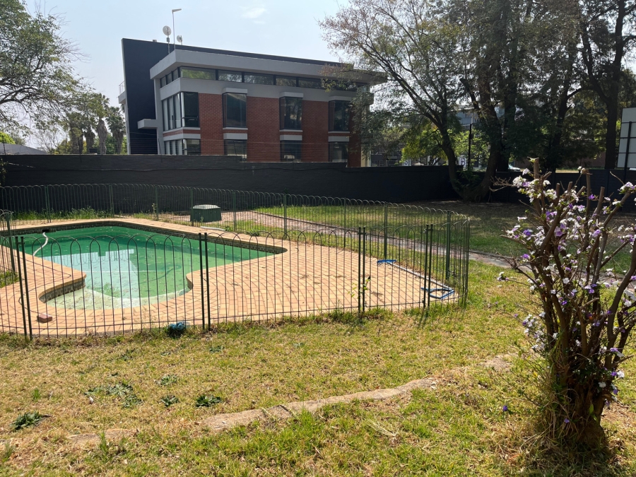 To Let 3 Bedroom Property for Rent in Parkmore Gauteng
