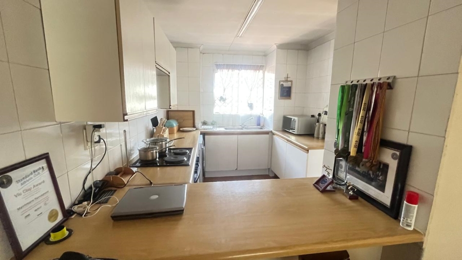 2 Bedroom Property for Sale in Sunninghill Gauteng