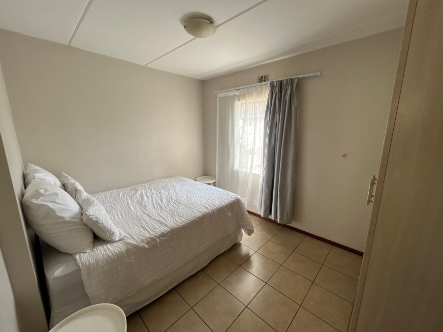 2 Bedroom Property for Sale in Erand Gardens Gauteng