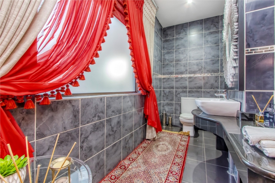 4 Bedroom Property for Sale in Dainfern Valley Gauteng