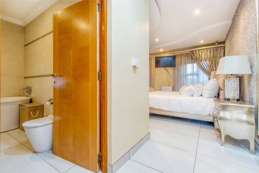 4 Bedroom Property for Sale in Dainfern Valley Gauteng