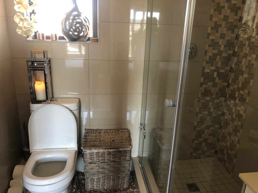 2 Bedroom Property for Sale in Kyalami Hills Gauteng