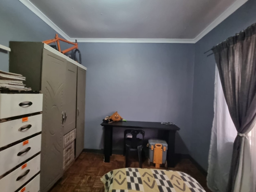 4 Bedroom Property for Sale in Vanderbijlpark Cw 6 Gauteng