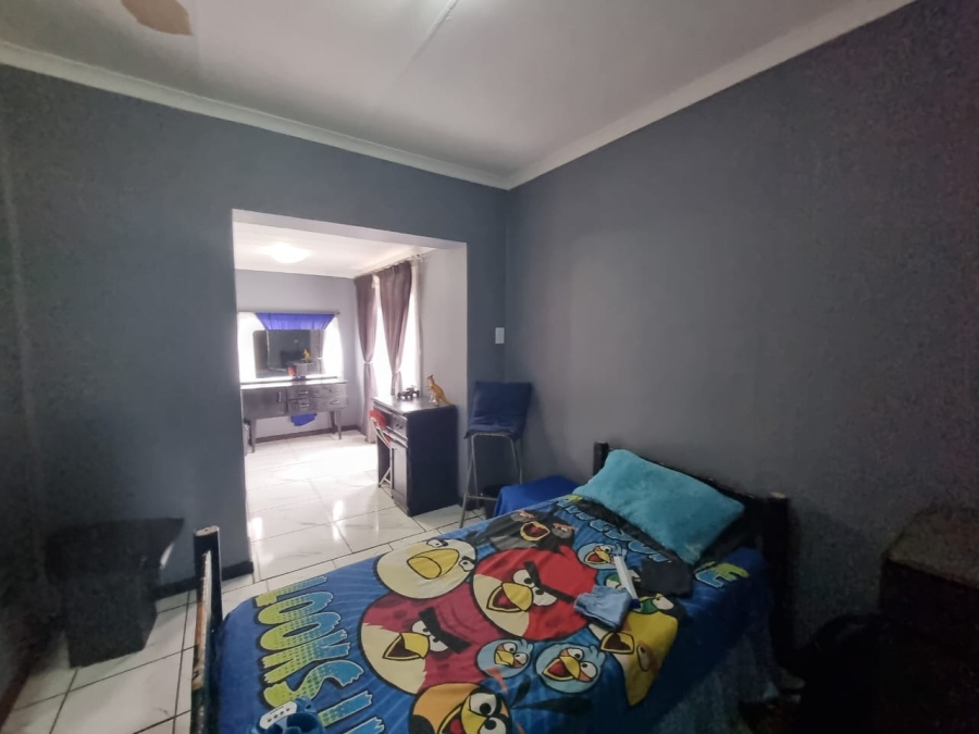 4 Bedroom Property for Sale in Vanderbijlpark Cw 6 Gauteng